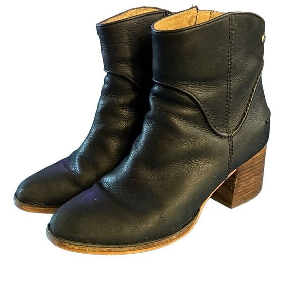 UGG Annie Women's Black Side Zip Block Heeled Ankle Boots Size 9 - Picture 1 of 10